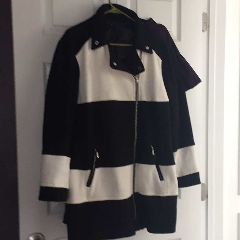 beautiful INC coat